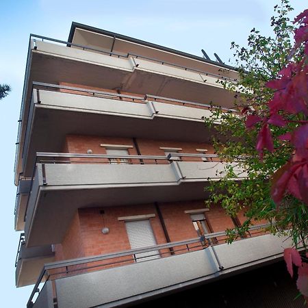 Residence Holiday Bellaria-Igea Marina Exteriör bild